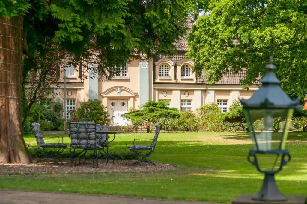 Apartment Gaestehaus Schloss Bothmer Schwarmstedt Exteriör bild