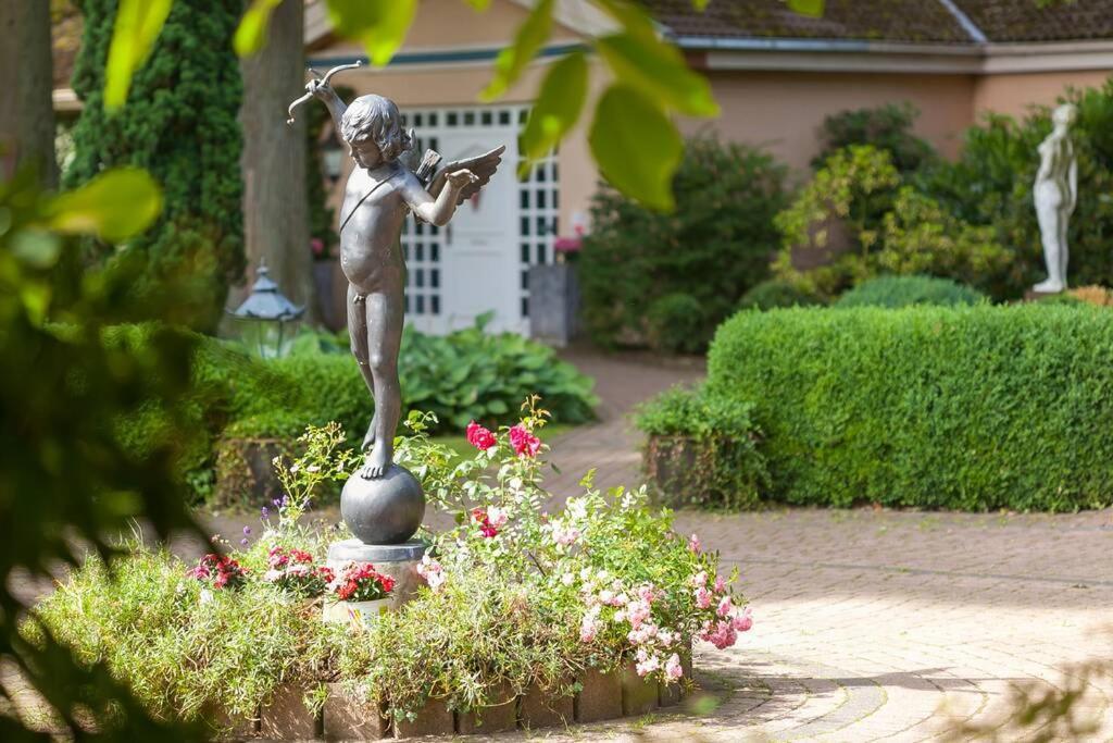Apartment Gaestehaus Schloss Bothmer Schwarmstedt Exteriör bild